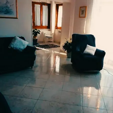 Lägenhet Casa Gloria Spiaggia Di Tonnarella